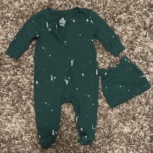 Baby GAP Dark Green Kids Footie with Bear Ears Hat